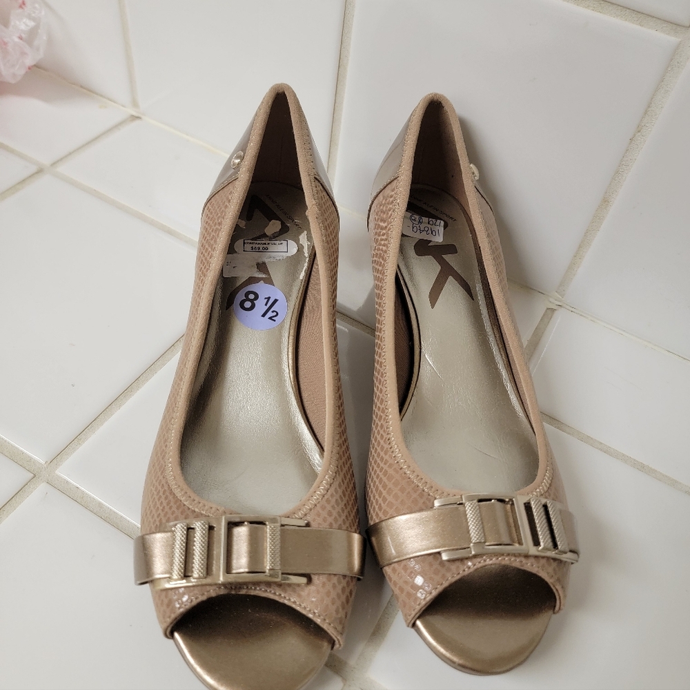 Anne Klein Sports Tan/Gold Peep-Toe Flats